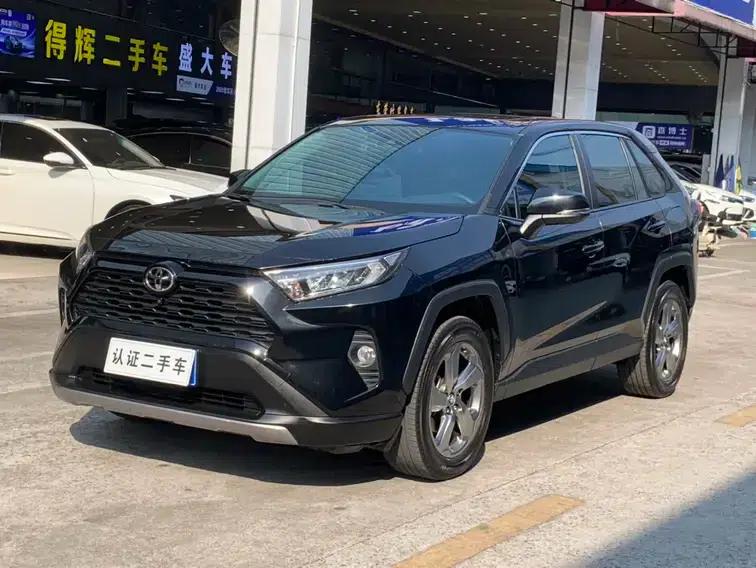 2022 Toyota RAV4 2.0L CVT 2WD Fashion Edition — миниатюра 1