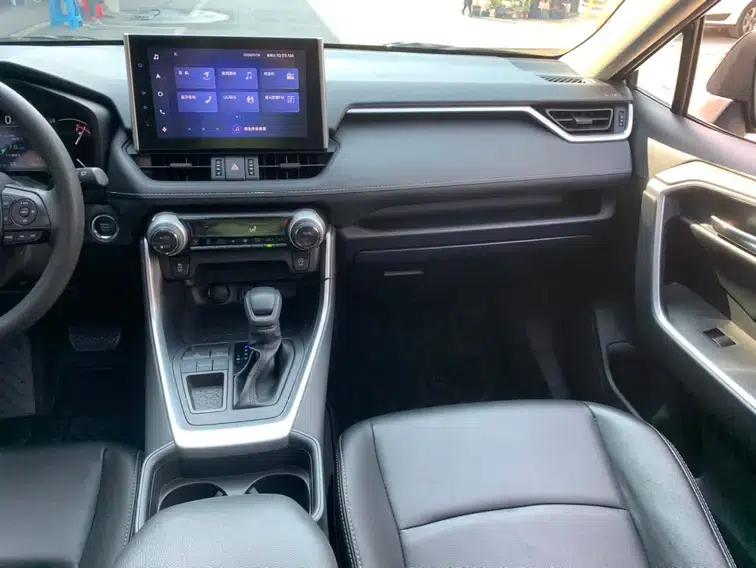 2022 Toyota RAV4 2.0L CVT 2WD Fashion Edition — миниатюра 13