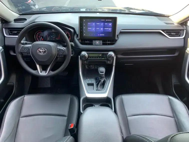 2022 Toyota RAV4 2.0L CVT 2WD Fashion Edition — миниатюра 9