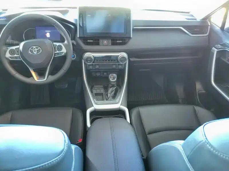 RAV4 2020 2.0L CVT 2WD Fashion Plus Edition — миниатюра 7
