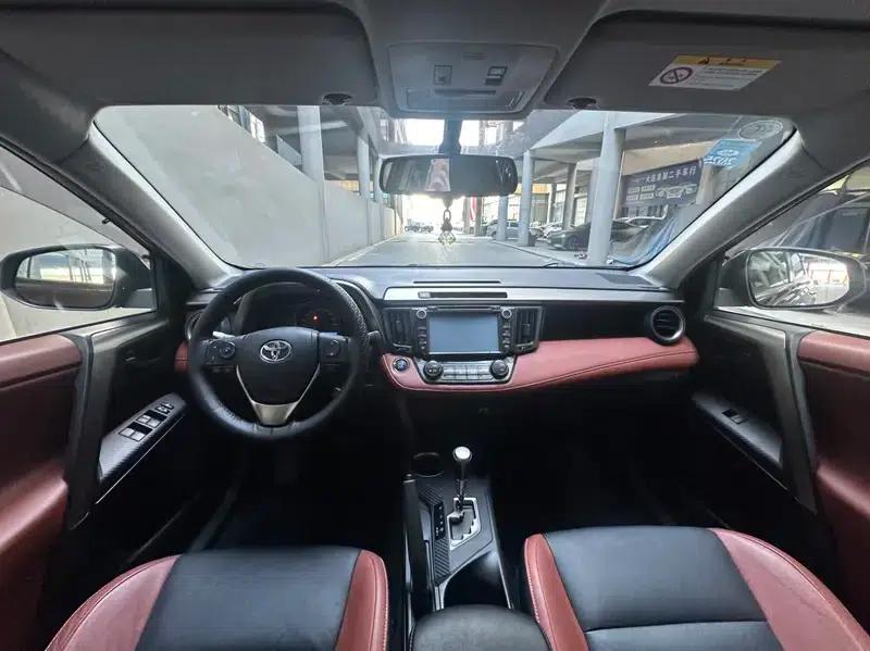 2013 RAV4 2.5L Automatic 4WD Elite Edition — миниатюра 7