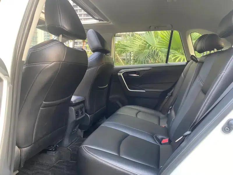 RAV4 2020 2.0L CVT 2WD Fashion Edition — миниатюра 9