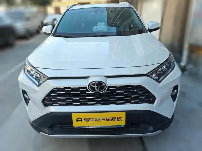 2022 Toyota RAV4 2.0L CVT 2WD Fashion Edition — миниатюра 2