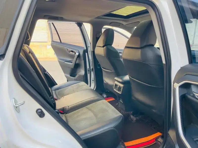 2022 Toyota RAV4 2.0L CVT 4WD Fashion Edition — миниатюра 14