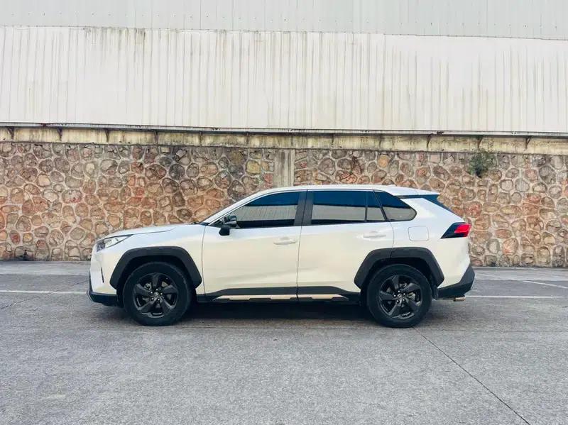 2022 Toyota RAV4 2.0L CVT 4WD Fashion Edition — миниатюра 4