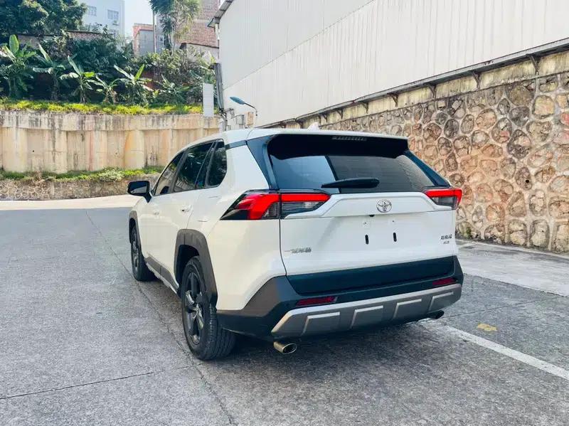 2022 Toyota RAV4 2.0L CVT 4WD Fashion Edition — миниатюра 5