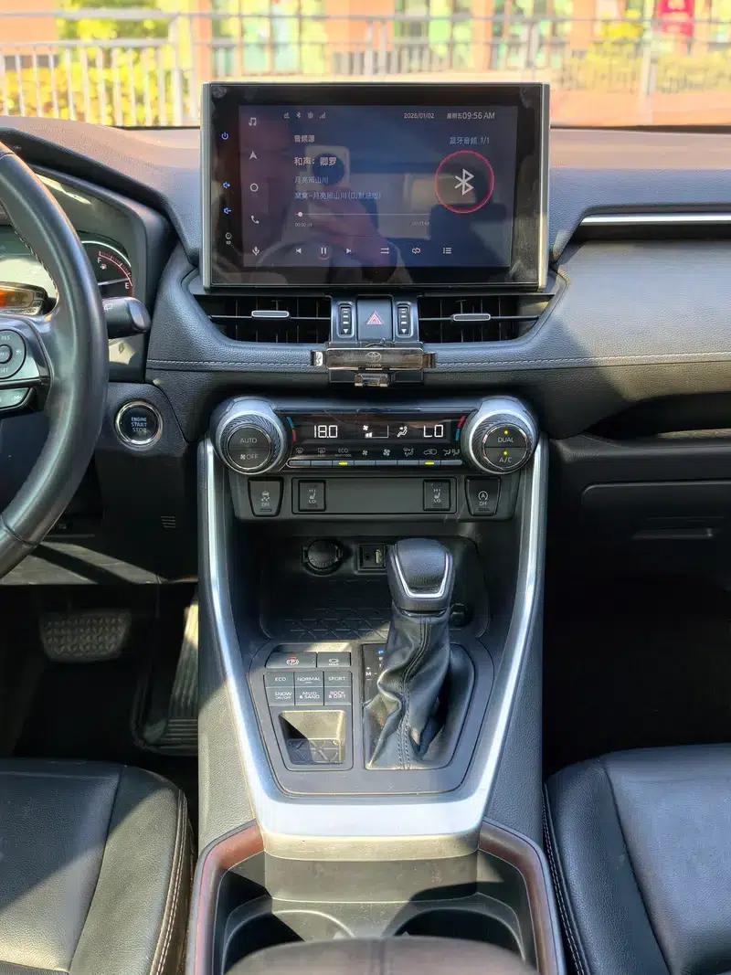 2021 RAV4 2.0L CVT 4WD Fashion Plus Edition — миниатюра 12
