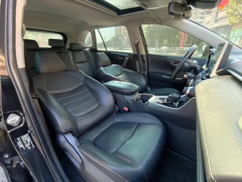 2021 RAV4 2.0L CVT 4WD Fashion Plus Edition — миниатюра 17