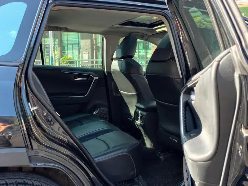 2021 RAV4 2.0L CVT 4WD Fashion Plus Edition — миниатюра 19