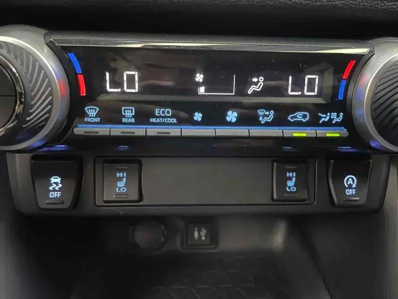 2023 RAV4 2.0L CVT 2WD Fashion Edition — миниатюра 9