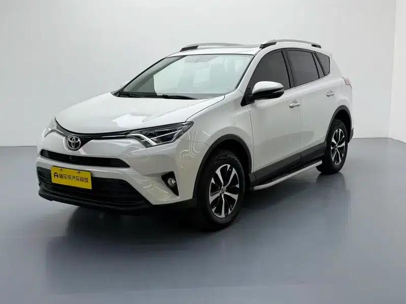 2016 RAV4 2.0L CVT 2WD Fashion Edition — миниатюра 1