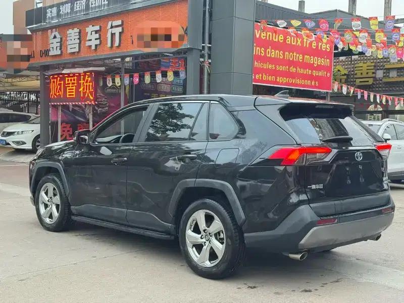 2021 Toyota RAV4 Hybrid 2.5L CVT 2WD Elite Edition — миниатюра 4