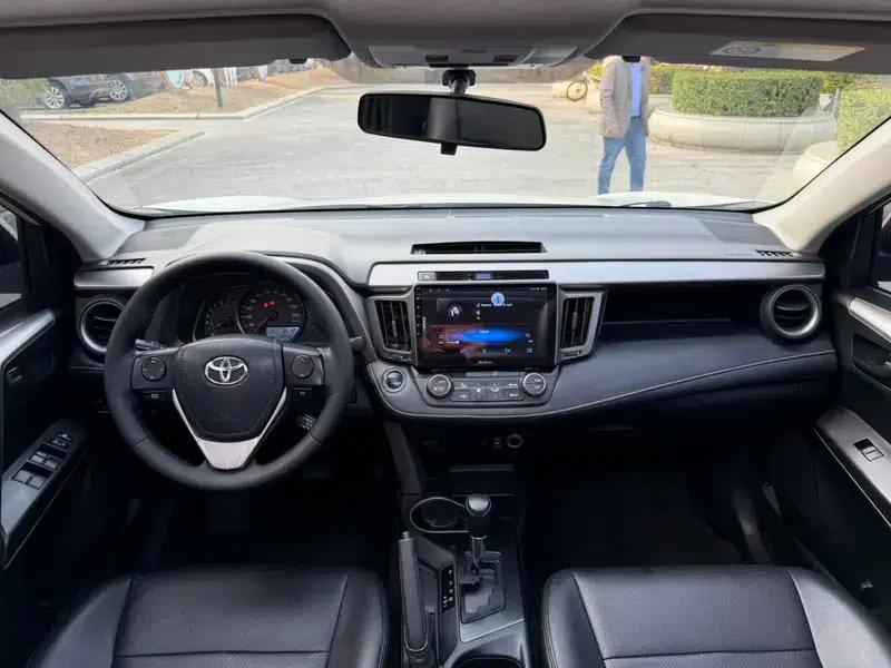 2016 RAV4 2.0L CVT 2WD Fashion Edition — миниатюра 13