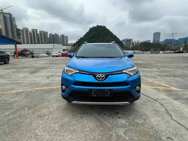 2016 RAV4 2.0L CVT 4WD Elite Edition — миниатюра 2
