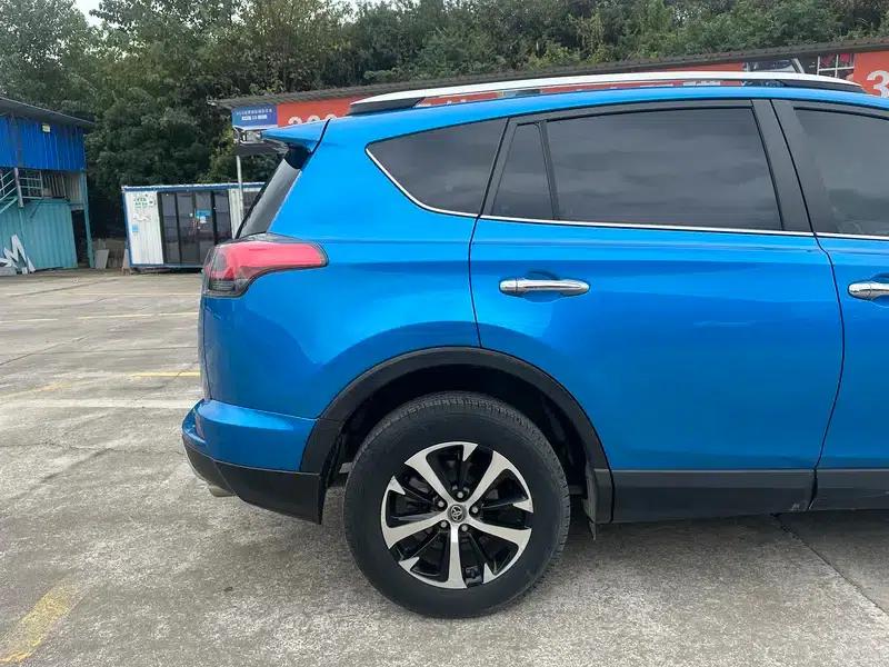 2016 RAV4 2.0L CVT 4WD Elite Edition — миниатюра 11