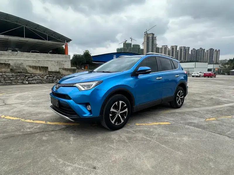 2016 RAV4 2.0L CVT 4WD Elite Edition — миниатюра 12