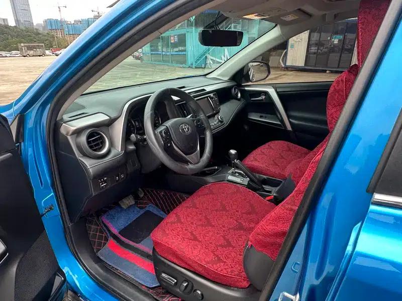 2016 RAV4 2.0L CVT 4WD Elite Edition — миниатюра 16