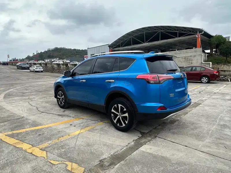 2016 RAV4 2.0L CVT 4WD Elite Edition — миниатюра 5