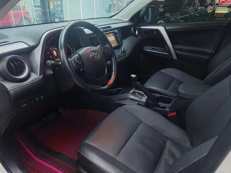 2018 RAV4 2.5L Automatic 4WD Elite i Edition — миниатюра 15