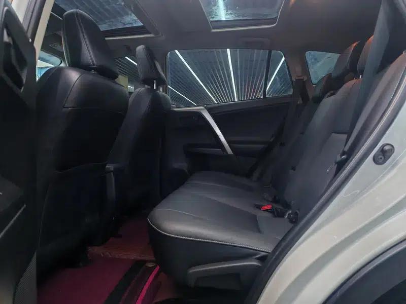 2018 RAV4 2.5L Automatic 4WD Elite i Edition — миниатюра 16