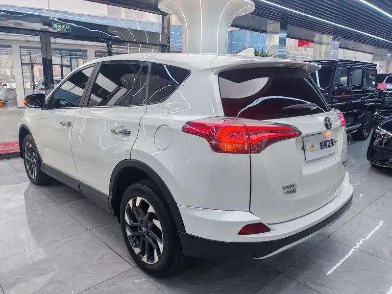 2018 RAV4 2.5L Automatic 4WD Elite i Edition — миниатюра 4