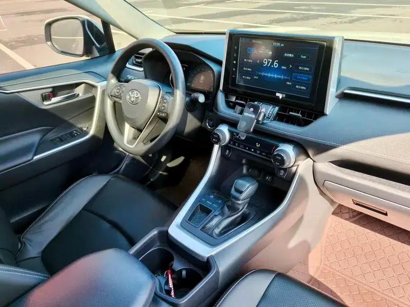 RAV4 2021 2.0L CVT 2WD Fashion Edition — миниатюра 6