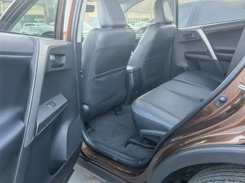 2018 RAV4 2.5L Automatic 4WD Elite i Edition — миниатюра 12