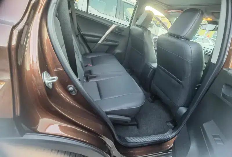 2018 RAV4 2.5L Automatic 4WD Elite i Edition — миниатюра 14