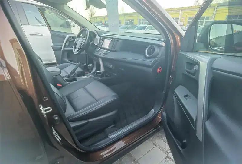 2018 RAV4 2.5L Automatic 4WD Elite i Edition — миниатюра 6