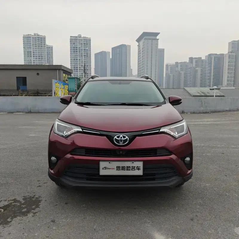 2016 RAV4 2.0L CVT 2WD Fashion Edition — миниатюра 2