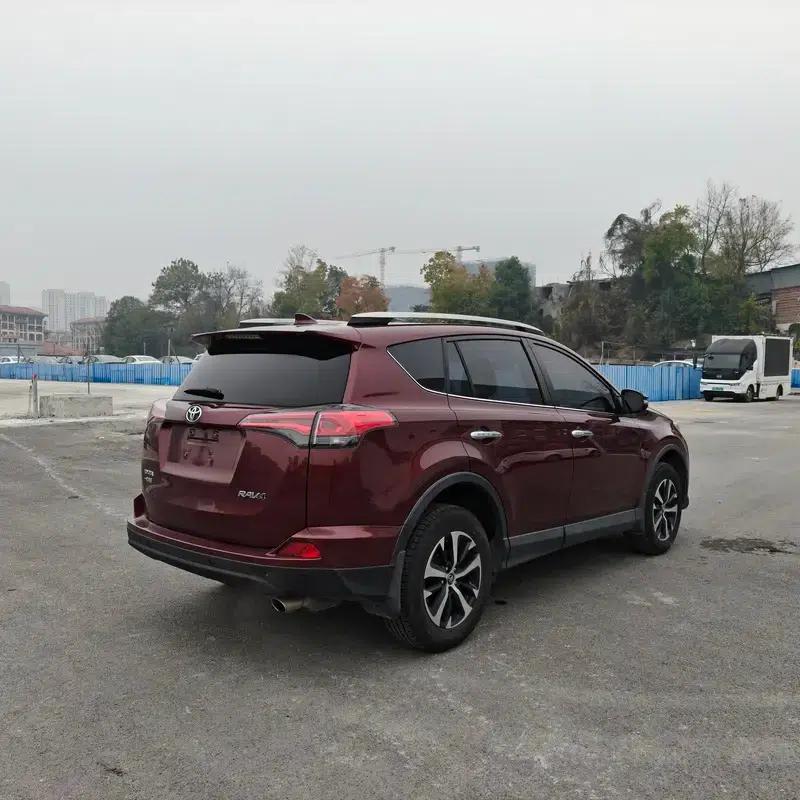 2016 RAV4 2.0L CVT 2WD Fashion Edition — миниатюра 6