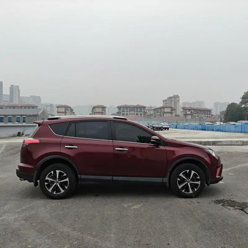 2016 RAV4 2.0L CVT 2WD Fashion Edition — миниатюра 7
