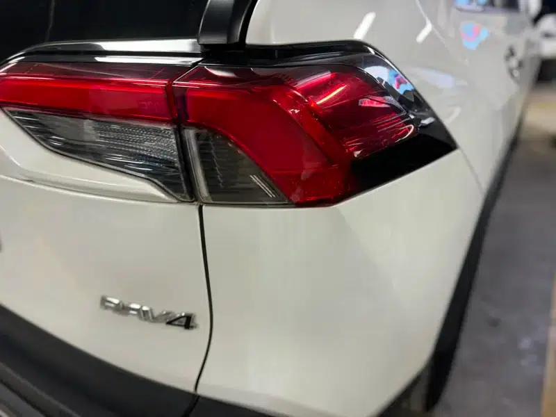 RAV4 2020 2.0L CVT 2WD Fashion Edition — миниатюра 13