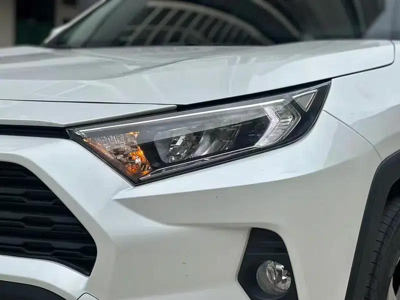 2022 Toyota RAV4 2.0L CVT 2WD Fashion Edition — миниатюра 8