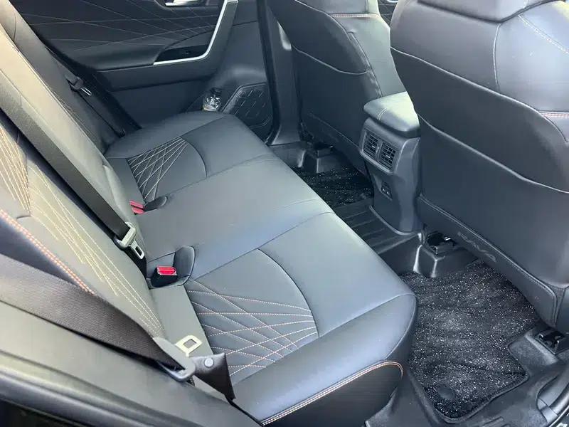 2024 RAV4 2.0L CVT 2WD Fashion Plus Edition — миниатюра 12