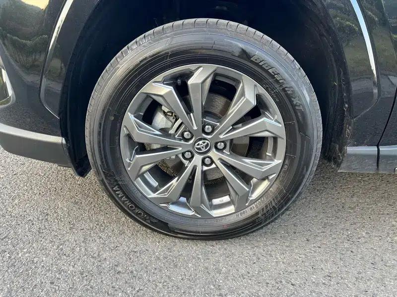 2024 RAV4 2.0L CVT 2WD Fashion Plus Edition — миниатюра 13