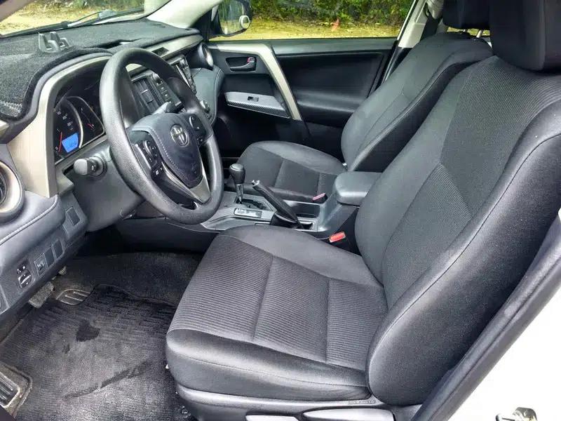 2015 RAV4 2.0L CVT 2WD Fashion Edition — миниатюра 11