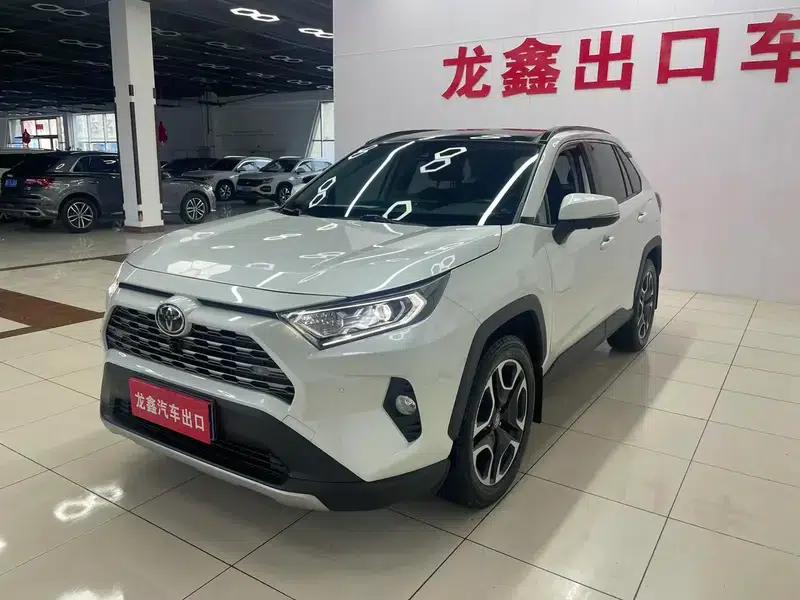 2022 Toyota RAV4 2.0L CVT 4WD Premium Edition — миниатюра 1