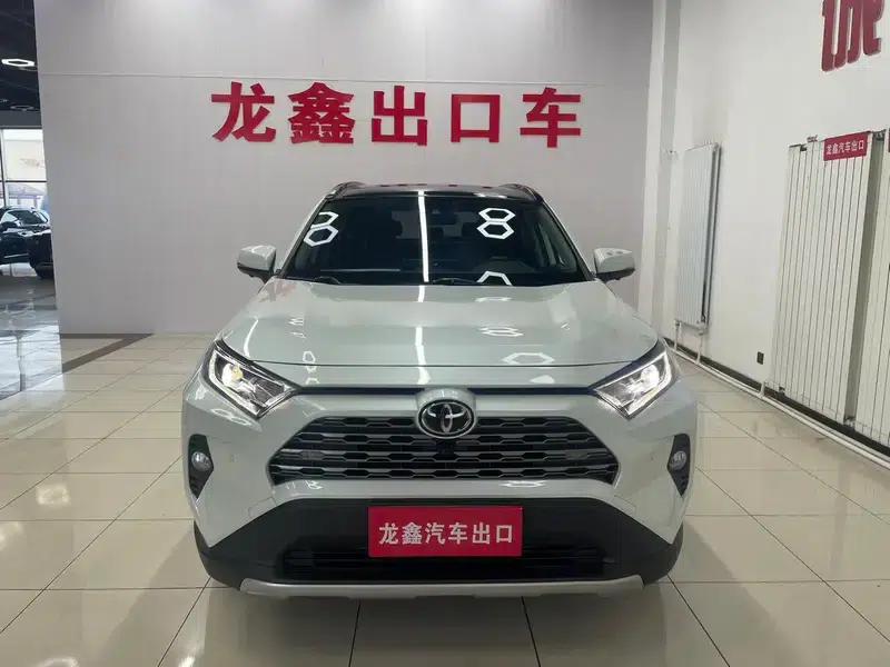 2022 Toyota RAV4 2.0L CVT 4WD Premium Edition — миниатюра 2