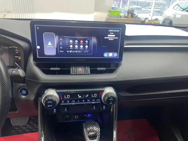 2022 Toyota RAV4 2.0L CVT 4WD Premium Edition — миниатюра 14