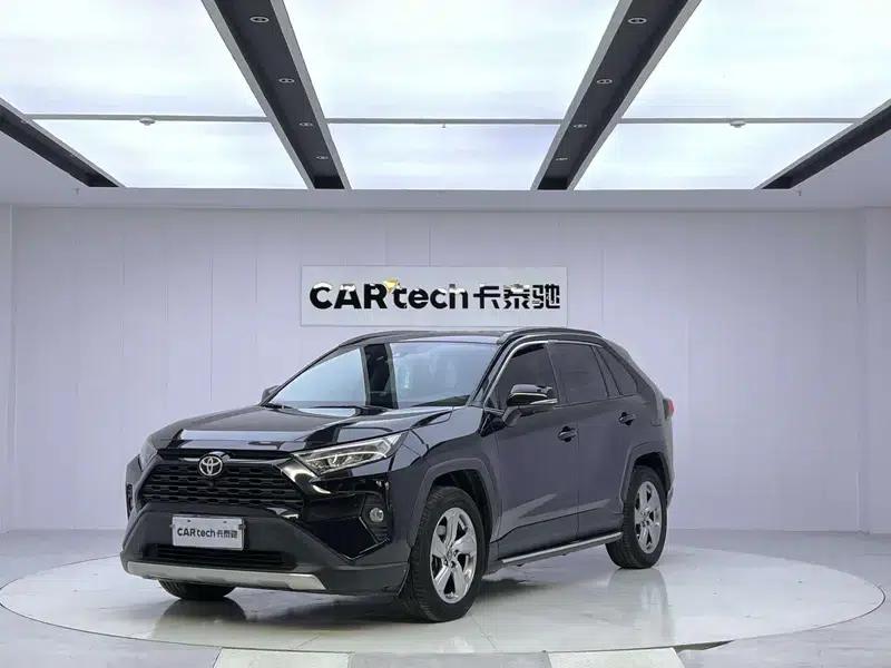 2022 Toyota RAV4 2.0L CVT 2WD Fashion Edition — миниатюра 1
