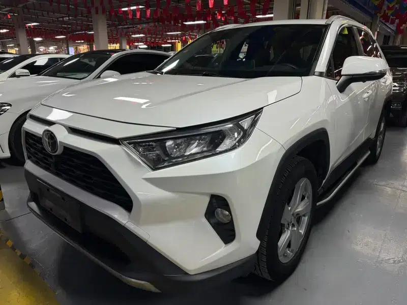 RAV4 2020 2.0L CVT 4WD Fashion Edition — миниатюра 1