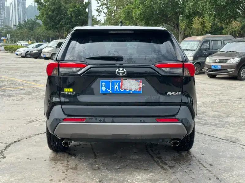 2022 Toyota RAV4 2.0L CVT 2WD Fashion Edition — миниатюра 5