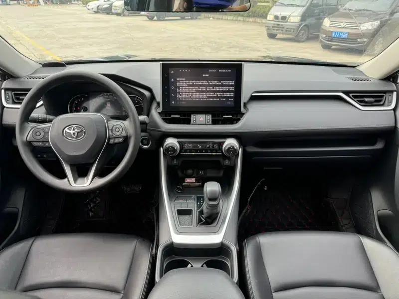 2022 Toyota RAV4 2.0L CVT 2WD Fashion Edition — миниатюра 7