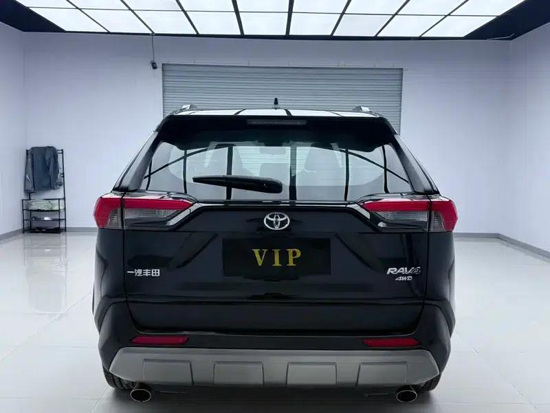 2022 RAV4 2.0L CVT 4WD Fashion Plus Edition — миниатюра 5