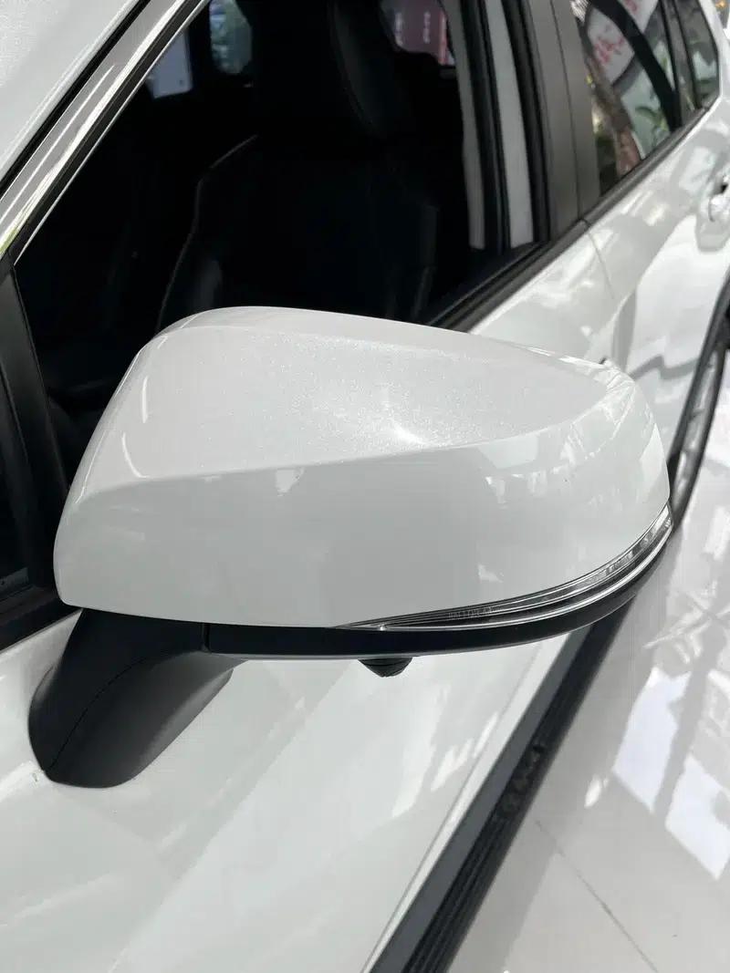 2023 RAV4 2.0L CVT 2WD Urban Edition — миниатюра 15