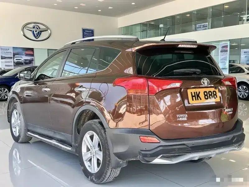 2013 RAV4 2.5L Automatic 4WD Elite Edition — миниатюра 4