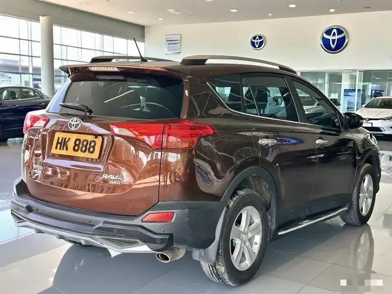 2013 RAV4 2.5L Automatic 4WD Elite Edition — миниатюра 6