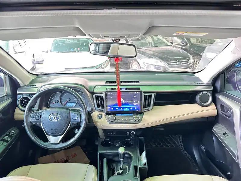 2013 RAV4 2.5L Automatic 4WD Elite Edition — миниатюра 8