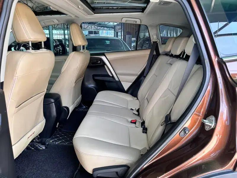 2013 RAV4 2.5L Automatic 4WD Elite Edition — миниатюра 10